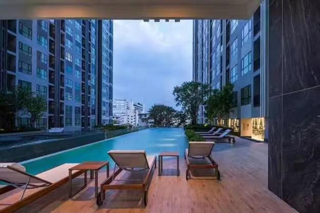 Apartamento The Base Pattaya Exterior foto