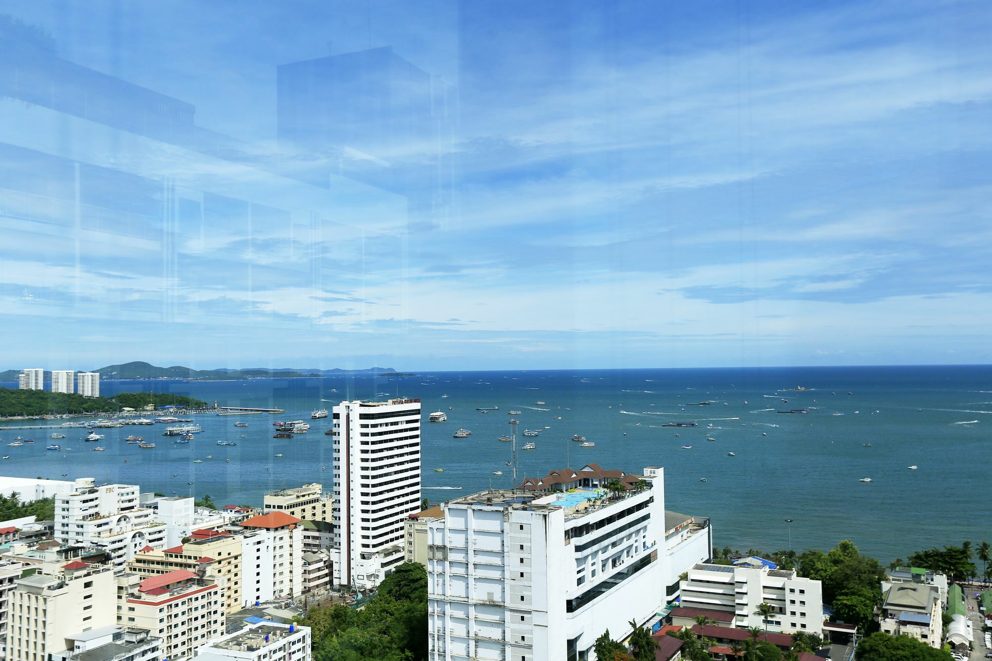Apartamento The Base Pattaya Exterior foto