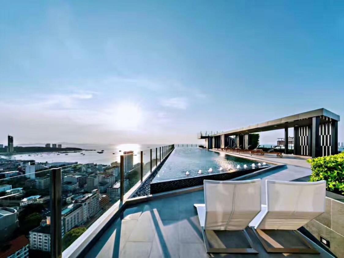 Apartamento The Base Pattaya Exterior foto